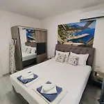 Antique 7 Ap.1 Apartamento